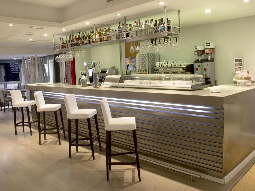 Uve Alcobendas Luaran gambar